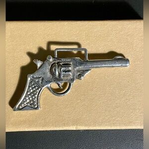 Antique collectible Gentleman’s item
Solid Sterling Silver Watch Fob Revolver